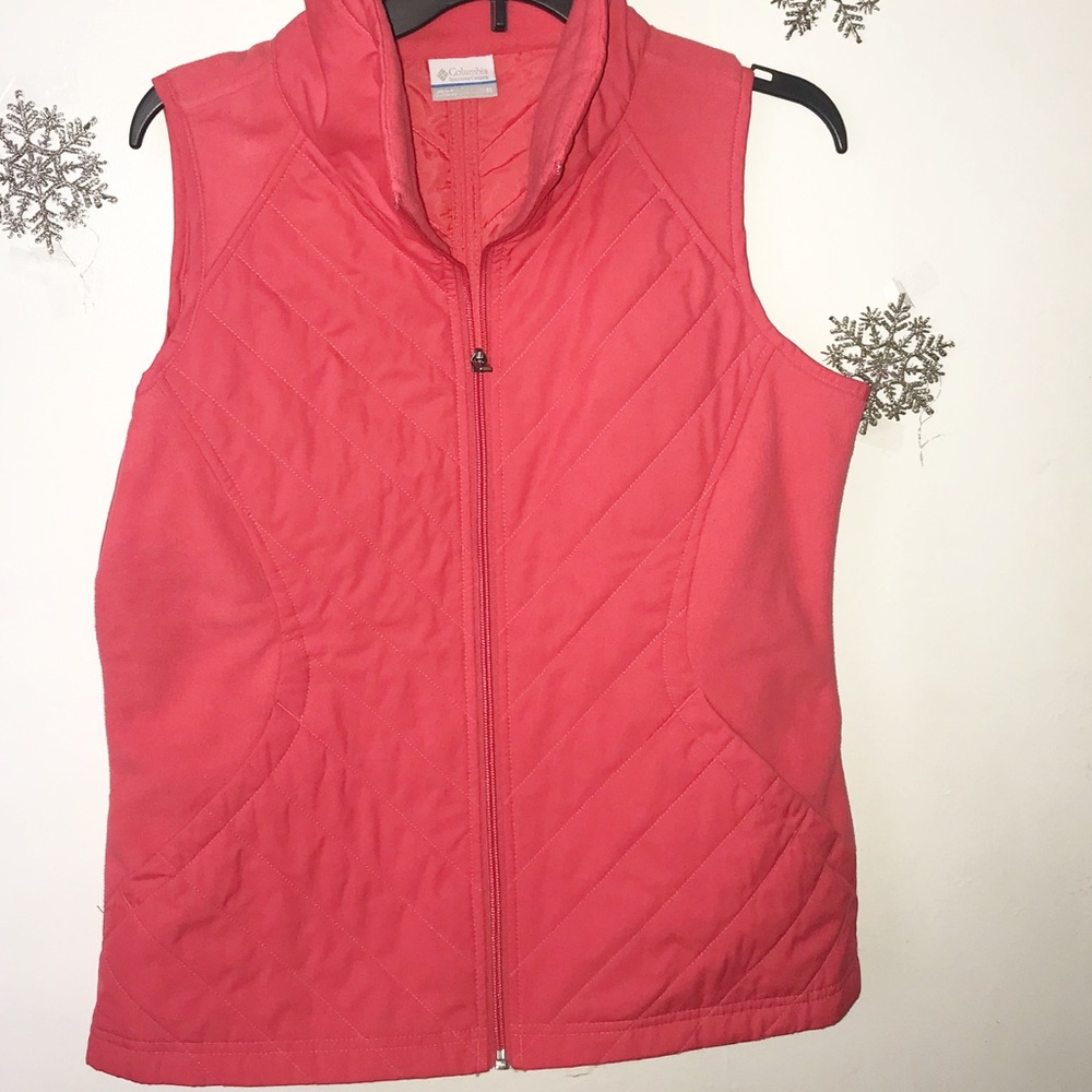 40% off! Colombia Insulated Vest with Pockets